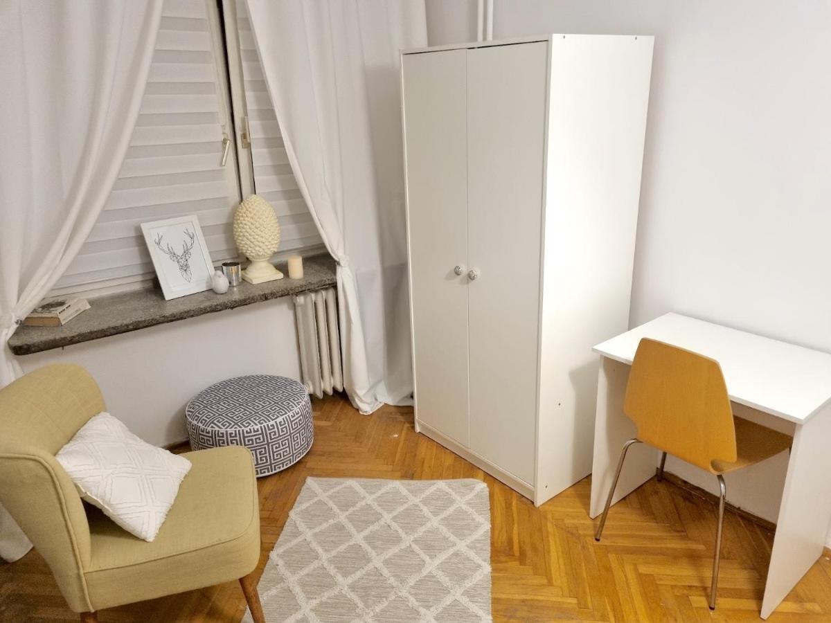 Apartament Miodowa